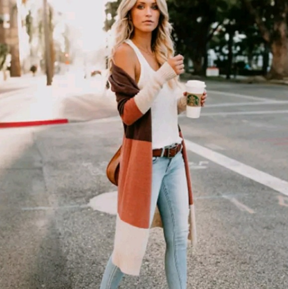 Knit Colorblock Cardigan - Picture 3 of 8